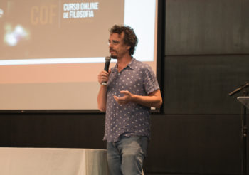 JFest – Denis Burgierman – Como eu me tornei um inimigo do Brasil: Jornalismo em 2019 e suas oportunidades